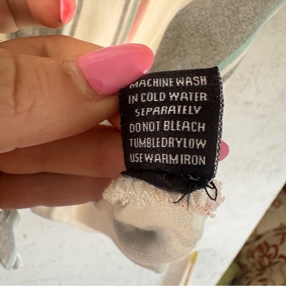 Style Envy Cropped Colorful Striped Button-Down Tie Front Blouse Single Stitch S - Picture 8 of 16